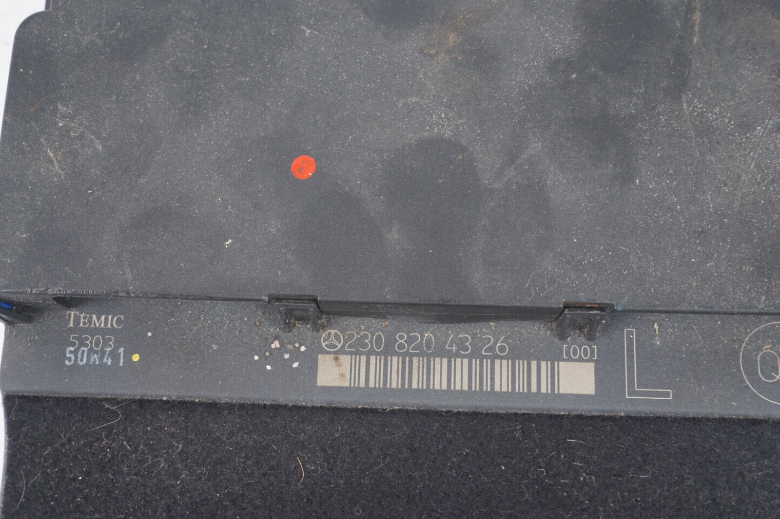 Mercedes R230 SL500 SL55 AMG Under Seat Control Module Left Driver Side OEM