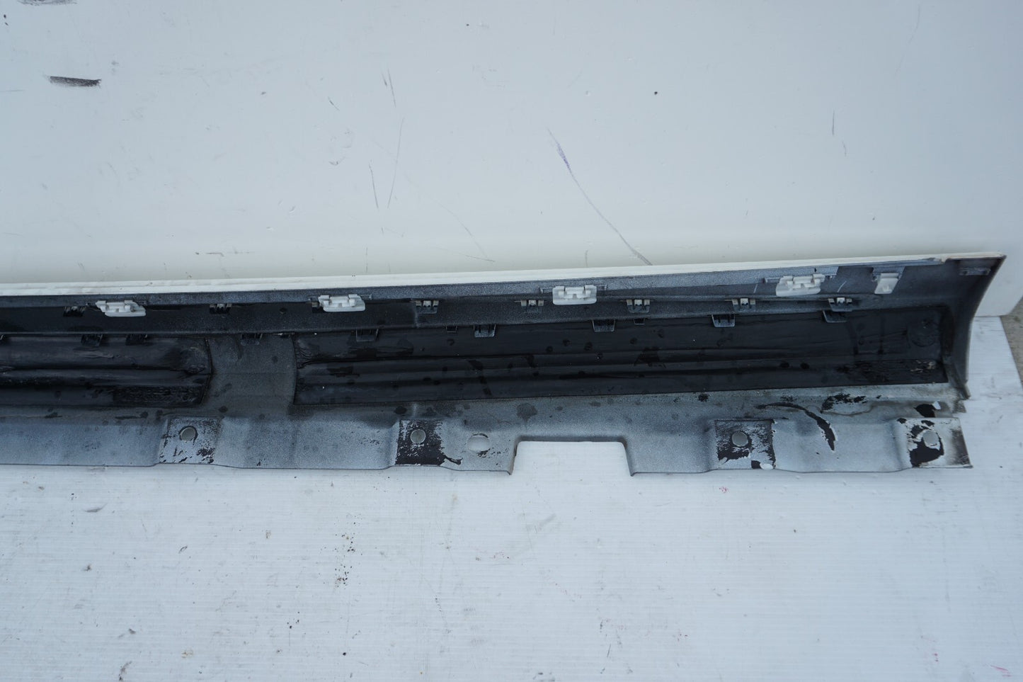14 - 17 Mercedes S550 W222 Right Passenger Side Rocker Panel Skirt Molding OEM