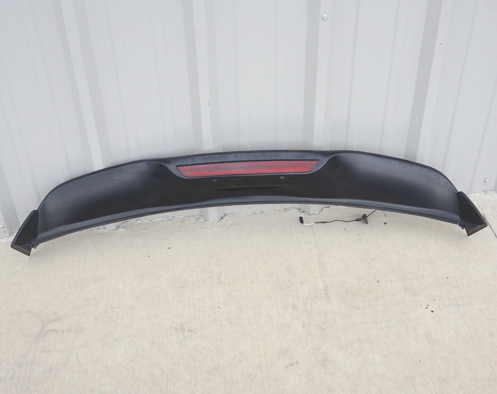2011-2018 PORSCHE CAYENNE 958 REAR LIFTGATE TAILGATE SPOILER WING W BRAKE LIGHT