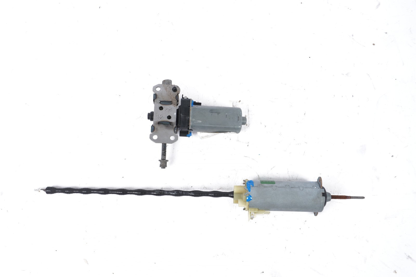 11-17 AUDI A8 A8L S8 FRONT RIGHT PASSENGER SEAT MOTORS  OEM