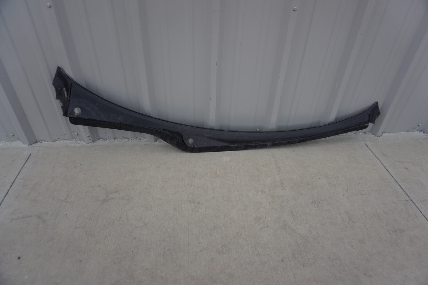 2012-2014 2016-2018 AUDI A7 QUATTRO - RAIN TRAY / Water Deflector 4G8819403F