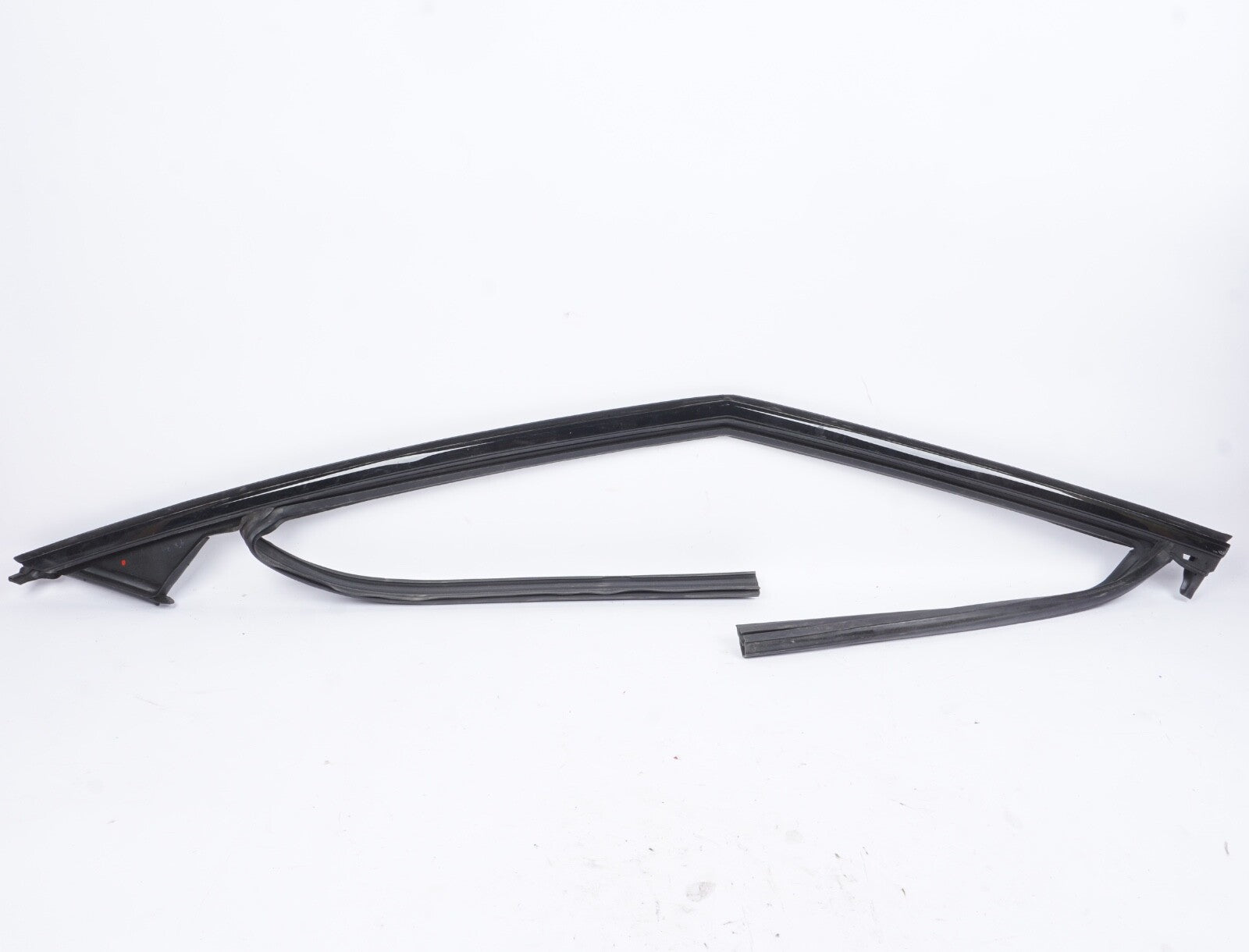 2021-2024 POLESTAR 2 FRONT LEFT SIDE DOOR PANEL TRIM BEZEL MOLDING