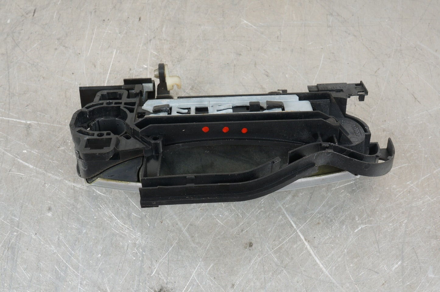 2007-2011 AUDI S6 - REAR LEFT Exterior DOOR Handle Assembly 4F0837885