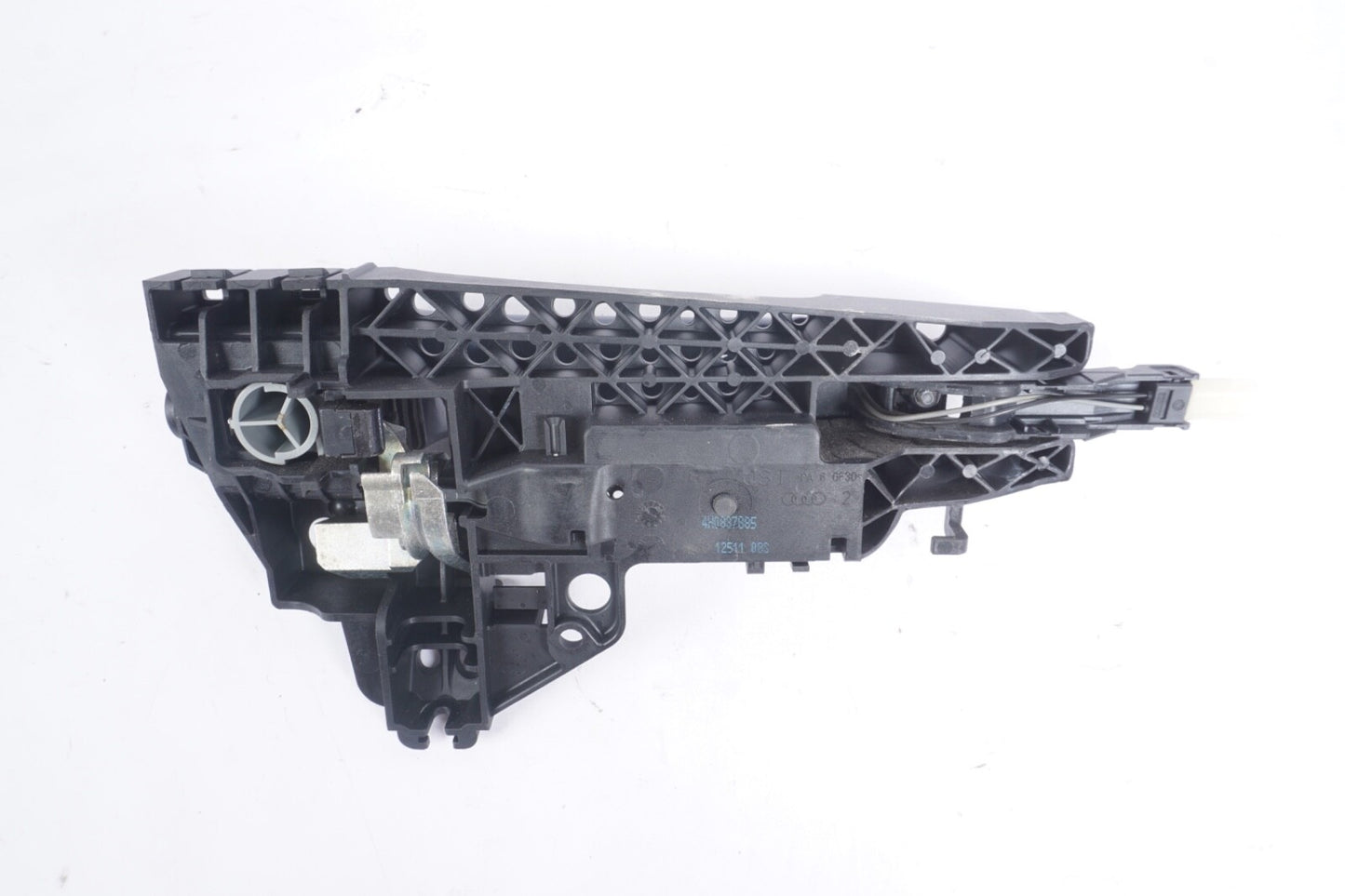 2012-2018 AUDI A6 C7 A7 REAR LEFT DRIVER SIDE EXTERIOR DOOR HANDLE BRACKET OEM