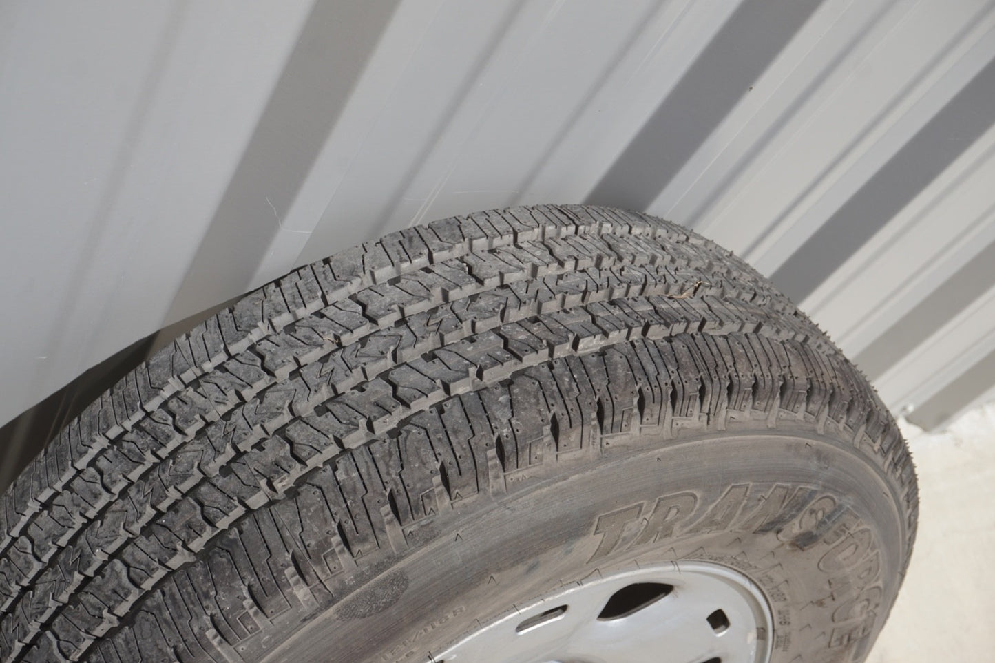 17-19 NISSAN TITAN SPARE WHEEL RIM AND TIRE 245/75 r17