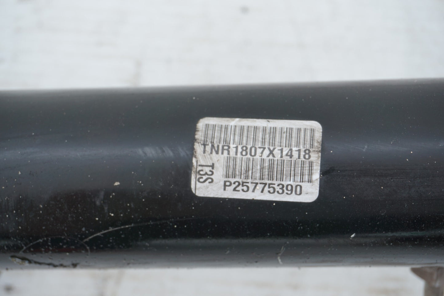 2007-2014 CADILLAC ESCALADE POWER STEERING GEAR RACK AND PINION OEM