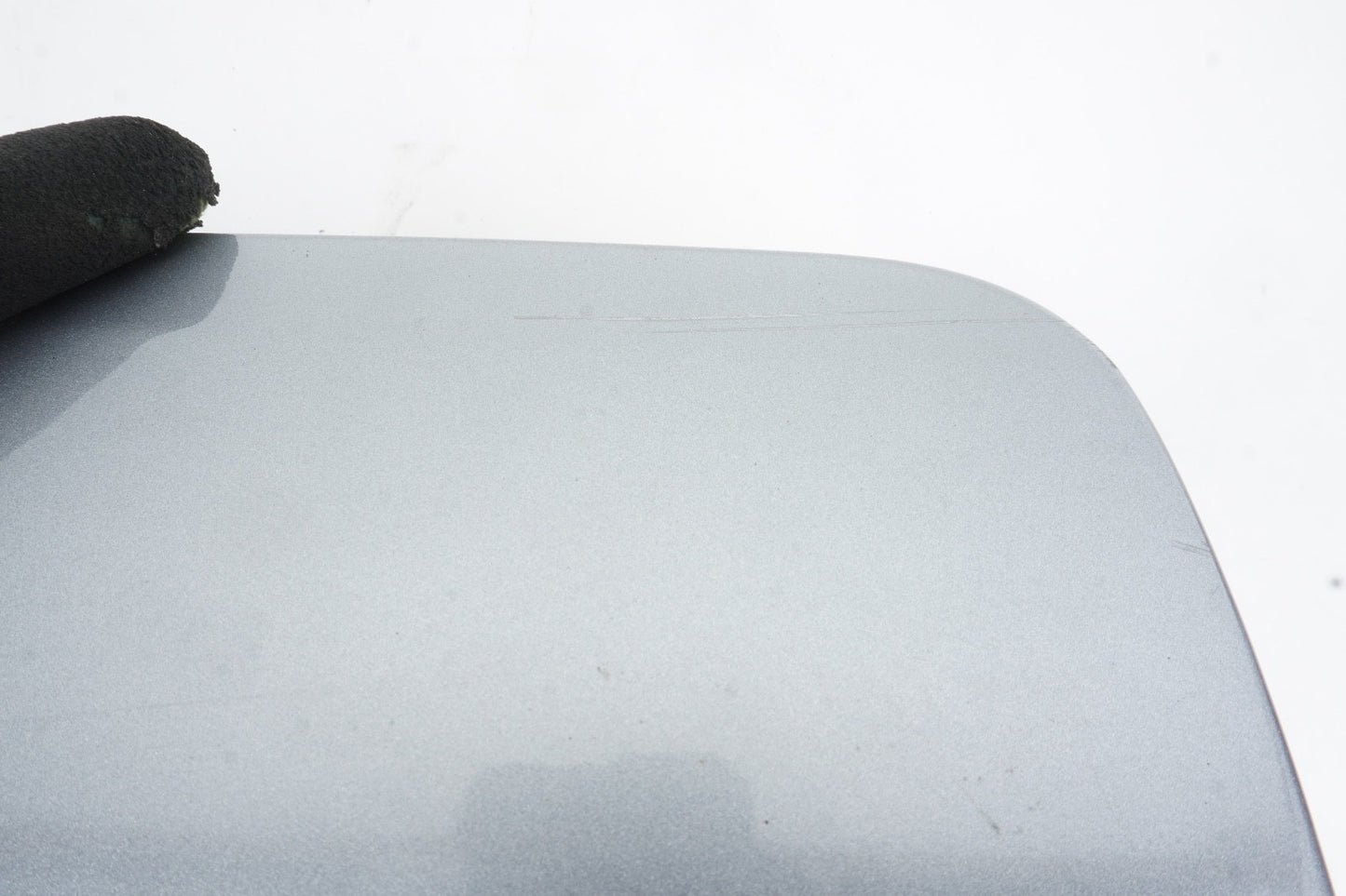 2007-2013 mercedes w221 s550 fuel gas tank filler door lid cover hinge support