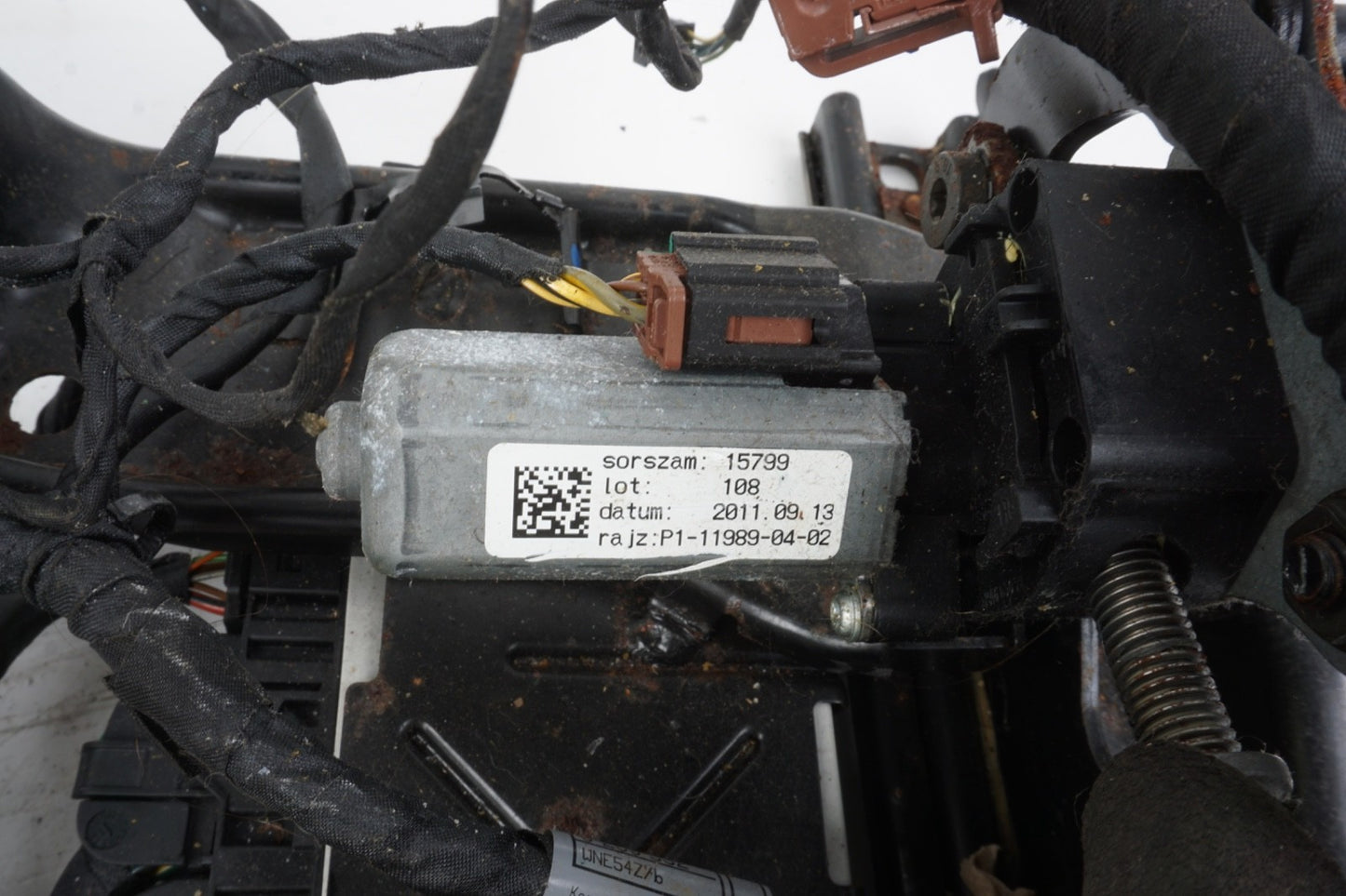 2012-2018 BMW 650i 640i F13 FRONT RIGHT SIDE SEAT LOWER TRACK FRAME & MOTORS OEM