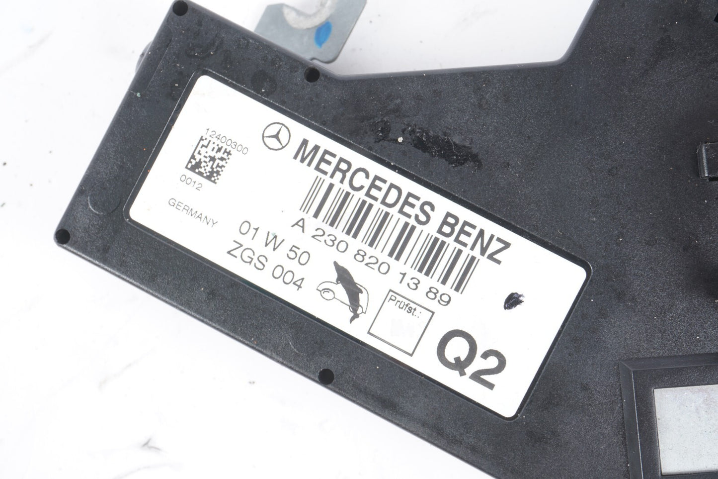 03-08 Mercedes R230 SL500 SL55 AMG Antenna Amplifier AMP Left & Right OEM