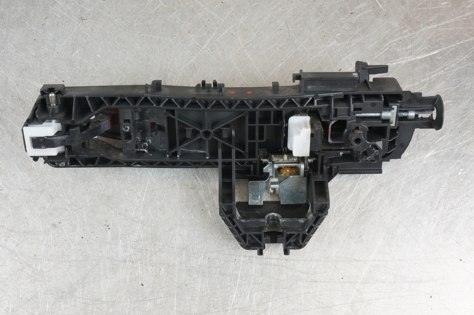 08-15 Mercedes W204 C350 C300 Front Right Side Exterior Door Handle OEM