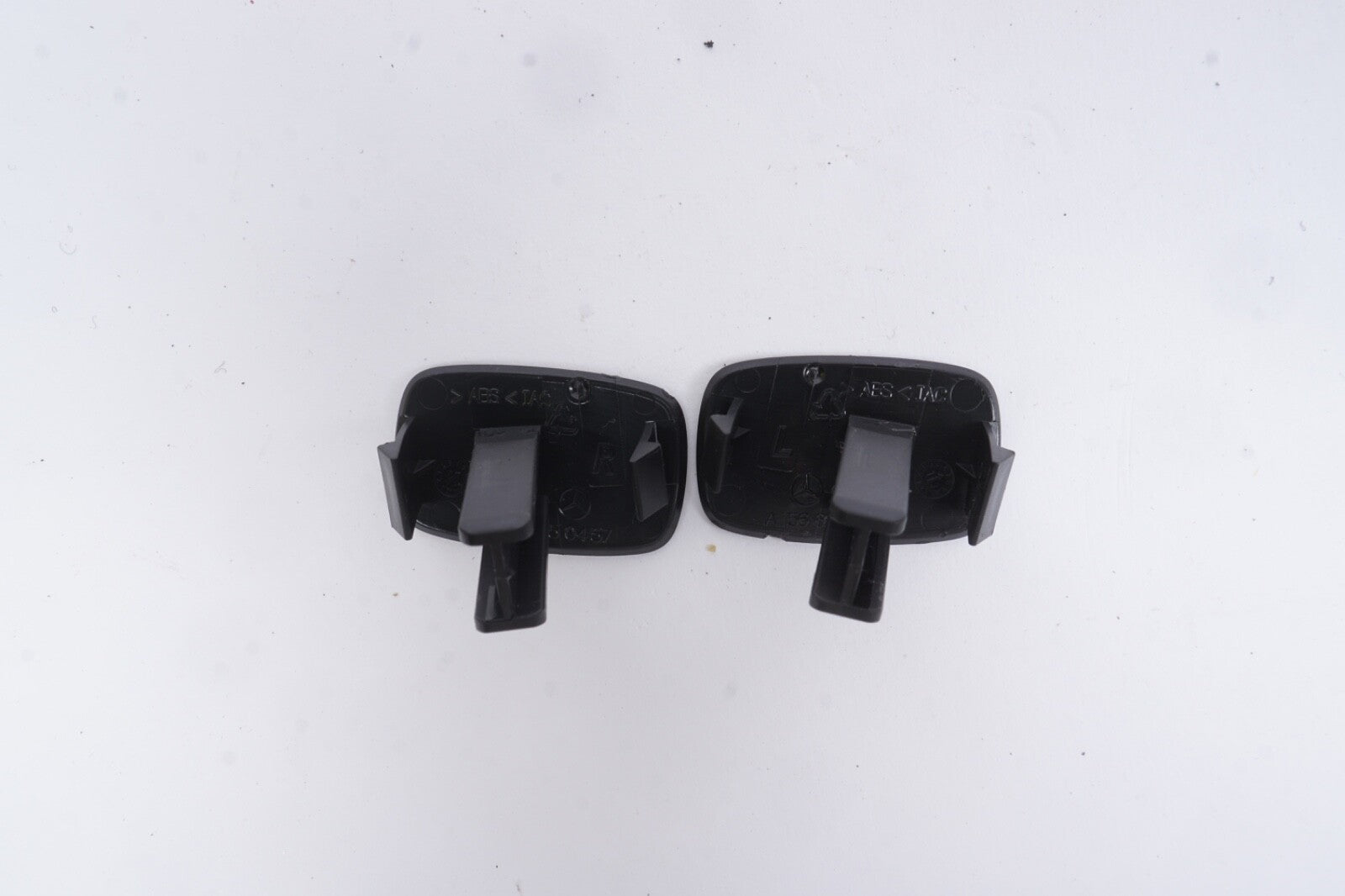 2015 - 2020 MERCEDES BENZ GLA-250 BOLT COVER CAP SET OF 2
