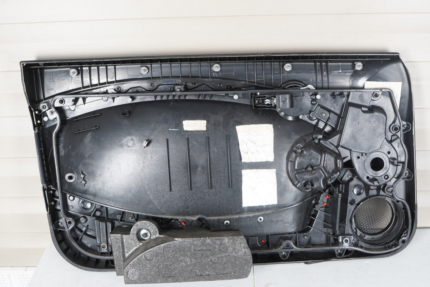 2007-2015 MINI COOPER S R57 CONVERTIBLE FRONT RIGHT PASS DOOR PANEL TRIM OEM