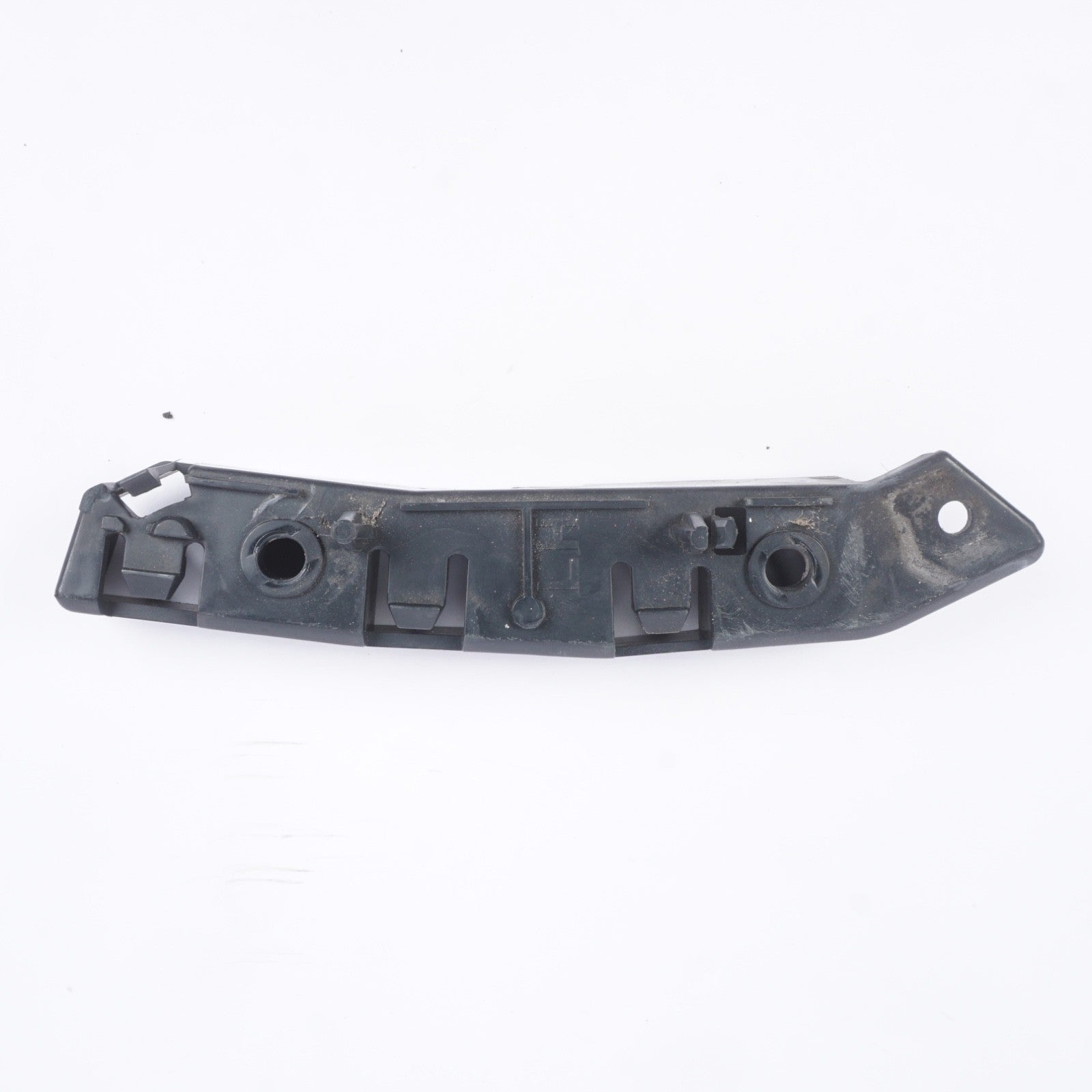 2012 - 2018 Ford Focus Front Bumper Left Driver Side Retainer Bracket Frame OEM