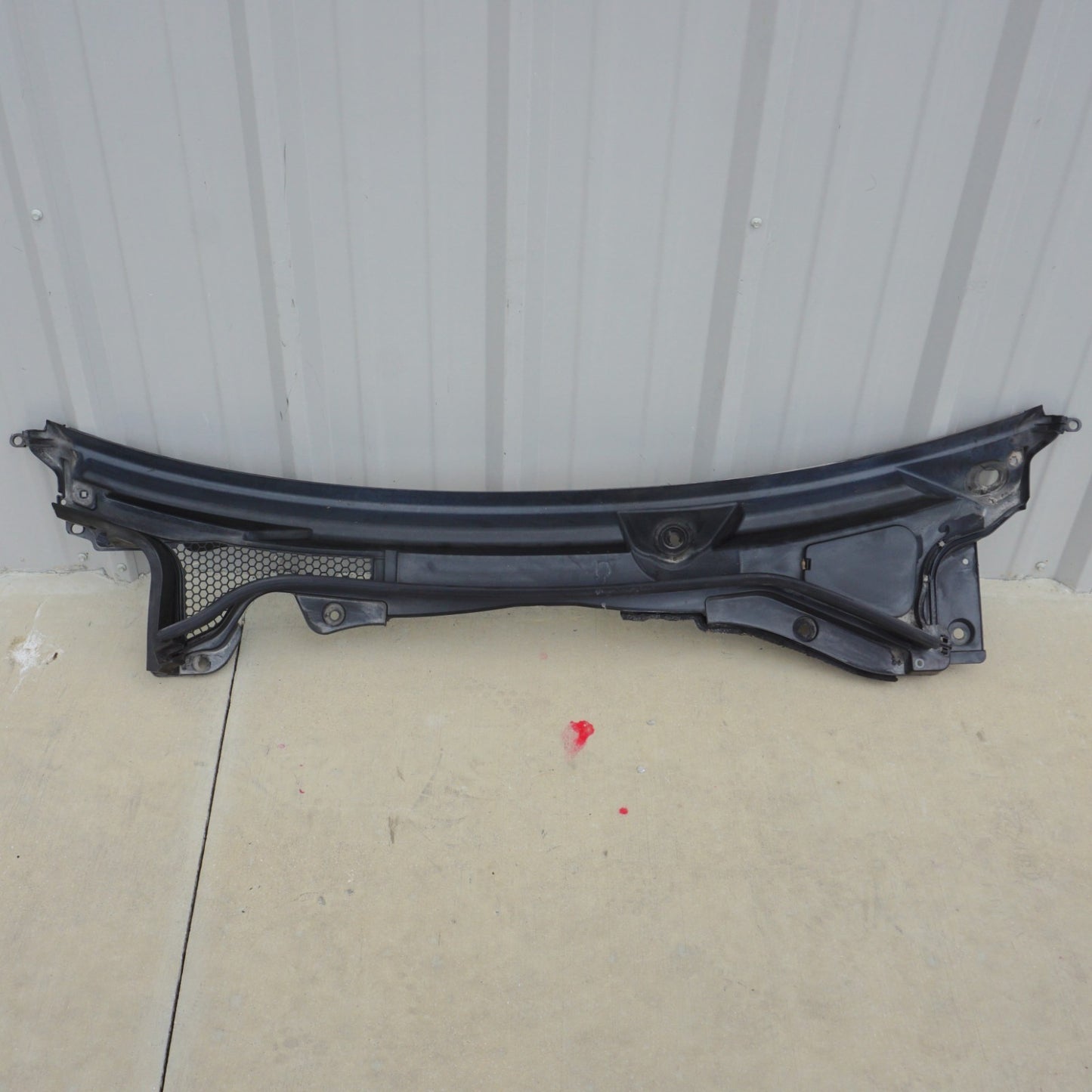 2018 - 2025 ALFA ROMEO STELVIO FRONT WINDSHIELD COWL TRIM PANEL OEM