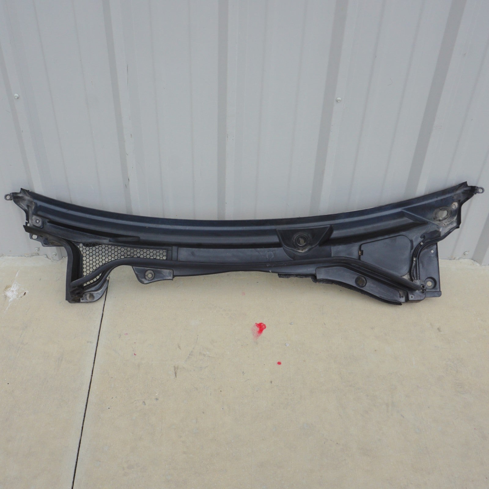2018 - 2025 ALFA ROMEO STELVIO FRONT WINDSHIELD COWL TRIM PANEL OEM