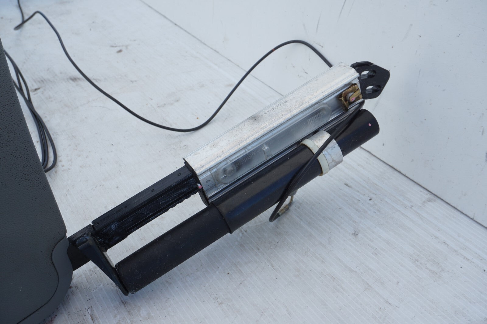 2003-2012 Mercedes-Benz SL500 SL55 AMG Convertible Hydraulic Roll Over Bar OEM