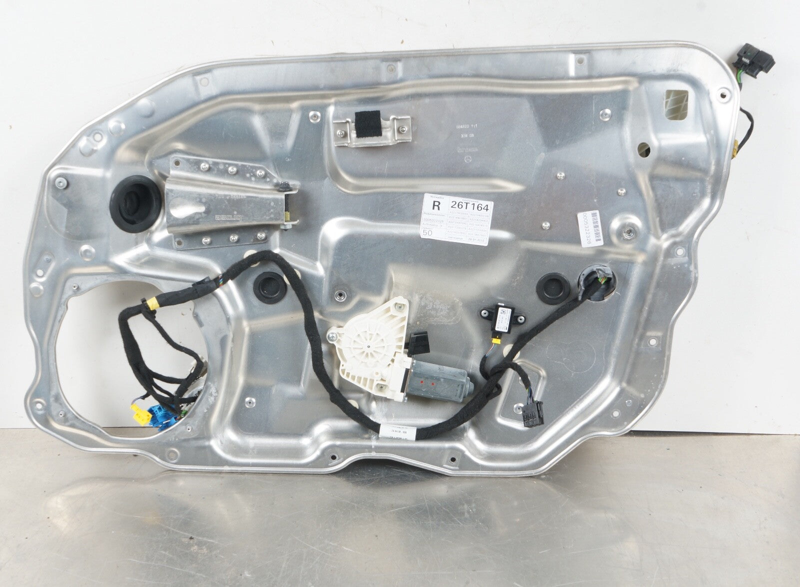 07-13 Mercedes W221 S400 S550 Front Right Side Door Window Regulator Frame Panel