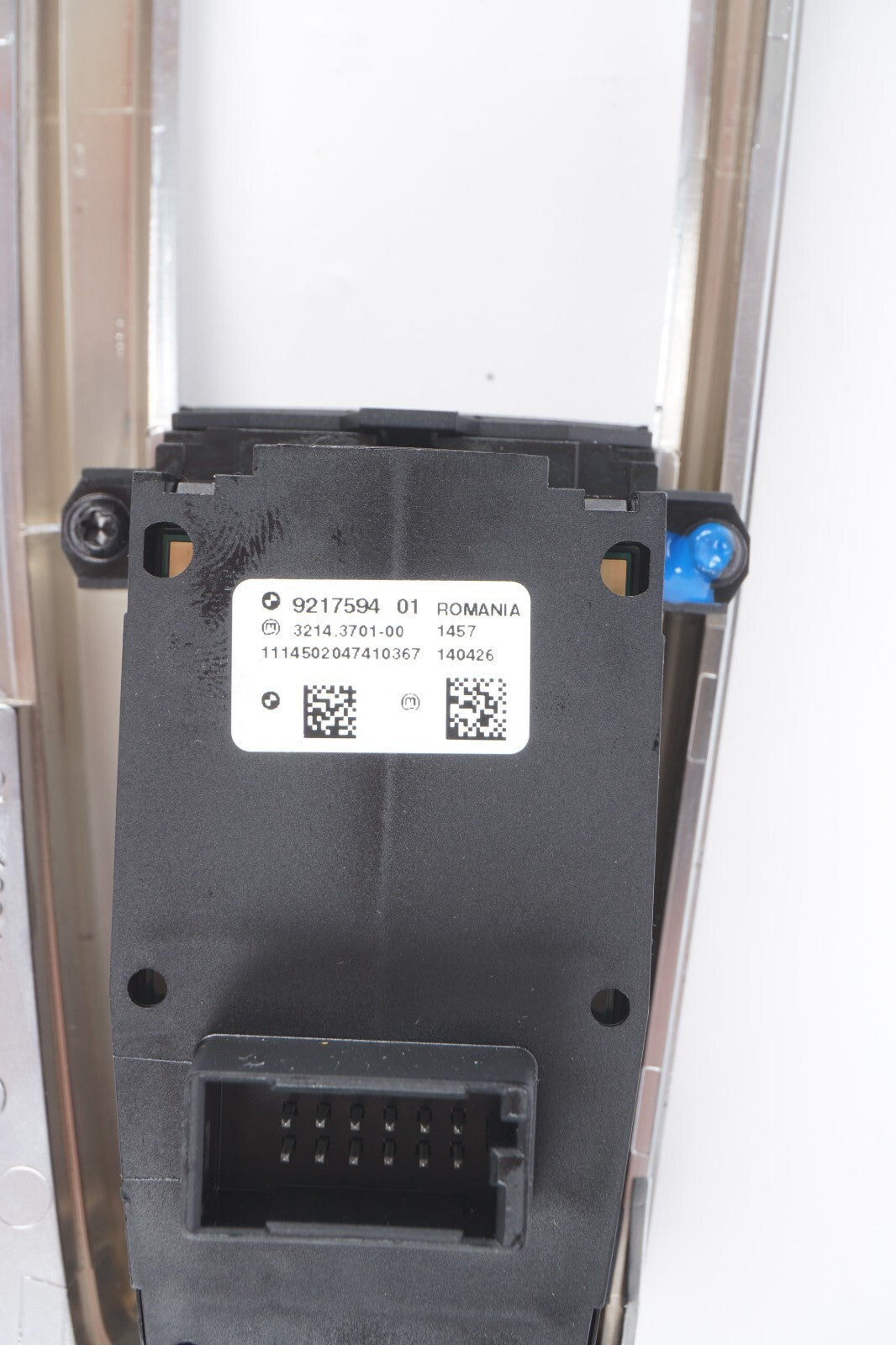 2012 - 2018 BMW 650i 640i Parking Brake Switch 9217594-01 OEM