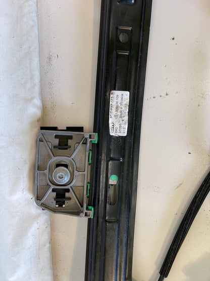 2012-2015 AUDI A7 S7 FRONT LEFT DRIVER SIDE DOOR WINDOW REGULATOR W/ MOTOR OEM