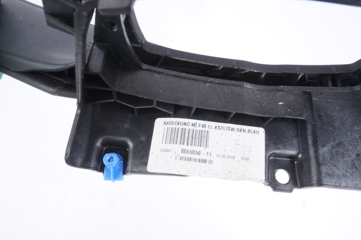 2016 - 2022 BMW X1 X2 CENTER CONSOLE RIGHT SIDE UPPER TRIM COVER PANEL OEM