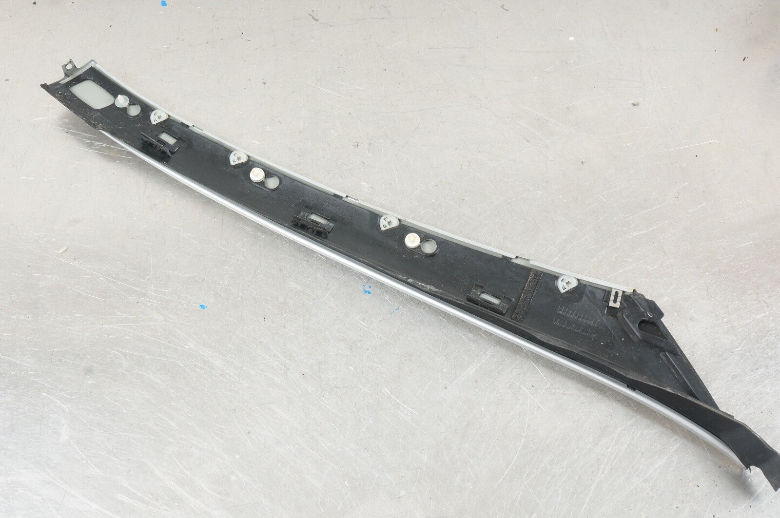 03-08 Mercedes R230 SL500 SL55 Front Right Windshield A Pillar Molding Cover OEM