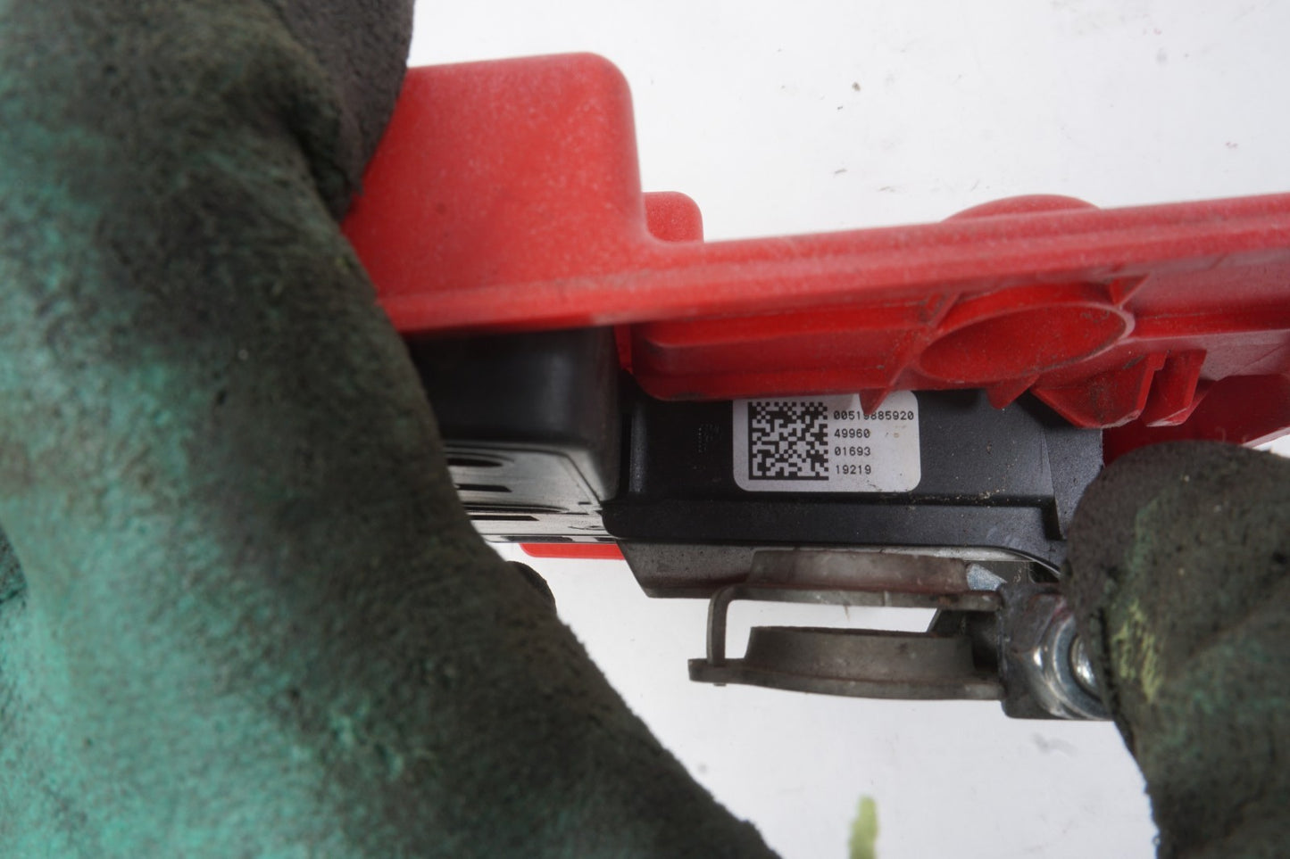 2015-2023 Jeep Renegade Battery  Terminal Bracket 00519885920 OEM