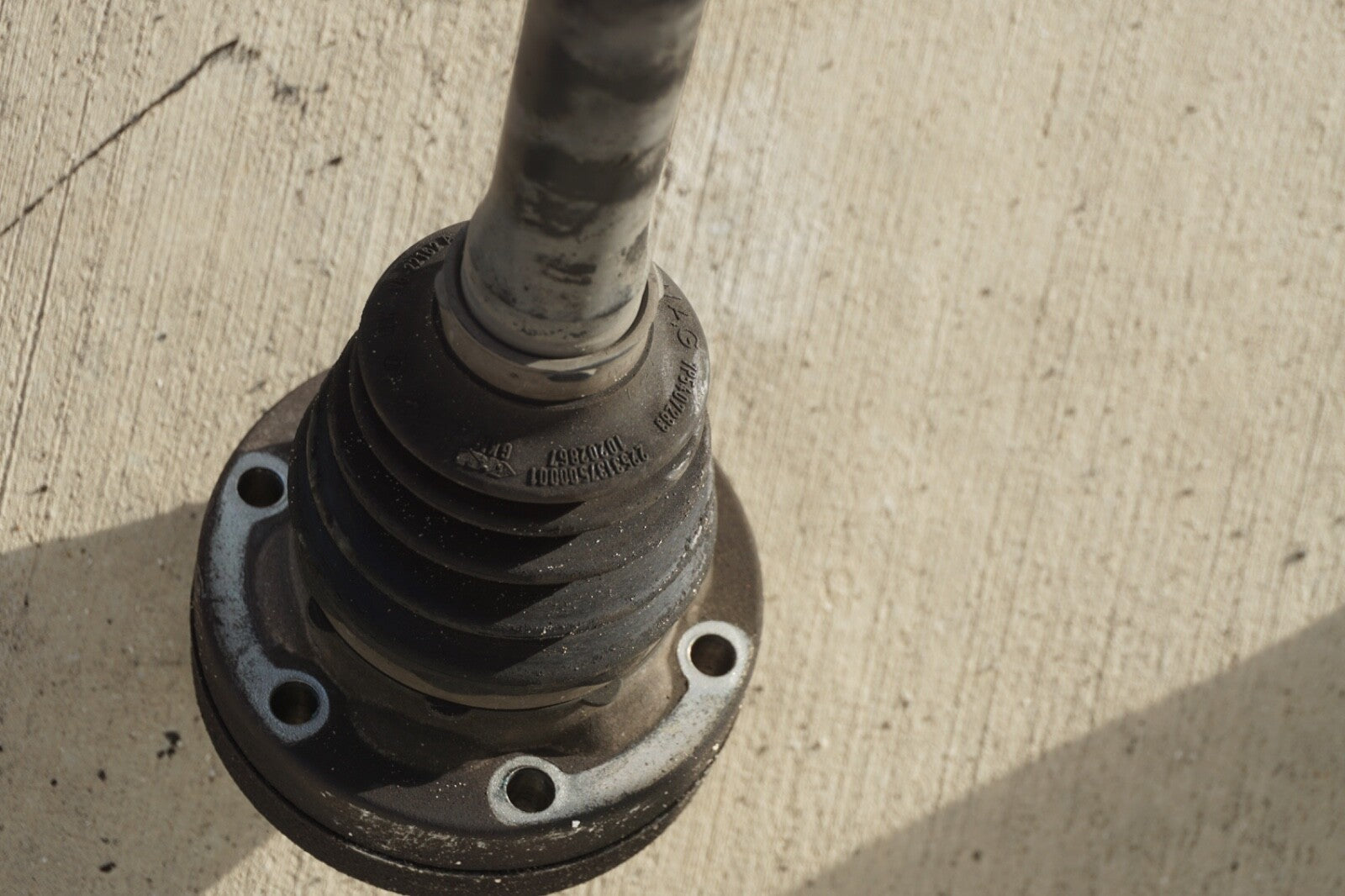 2011-2018 PORSCHE CAYENNE 958 AWD FRONT LEFT OR RIGHT AXLE SHAFT 7P5407271A
