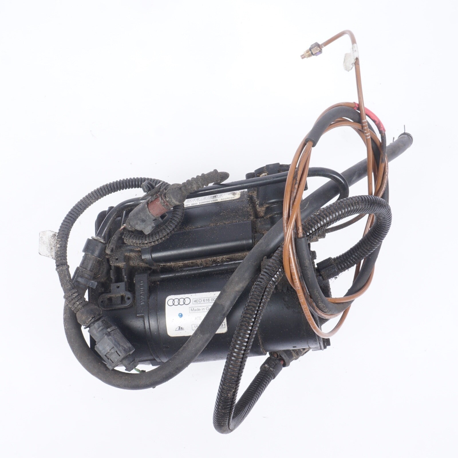 2004-2010 AUDI A8 D3 4.2L - AIR Suspension Compressor / PUMP 4E0616005F