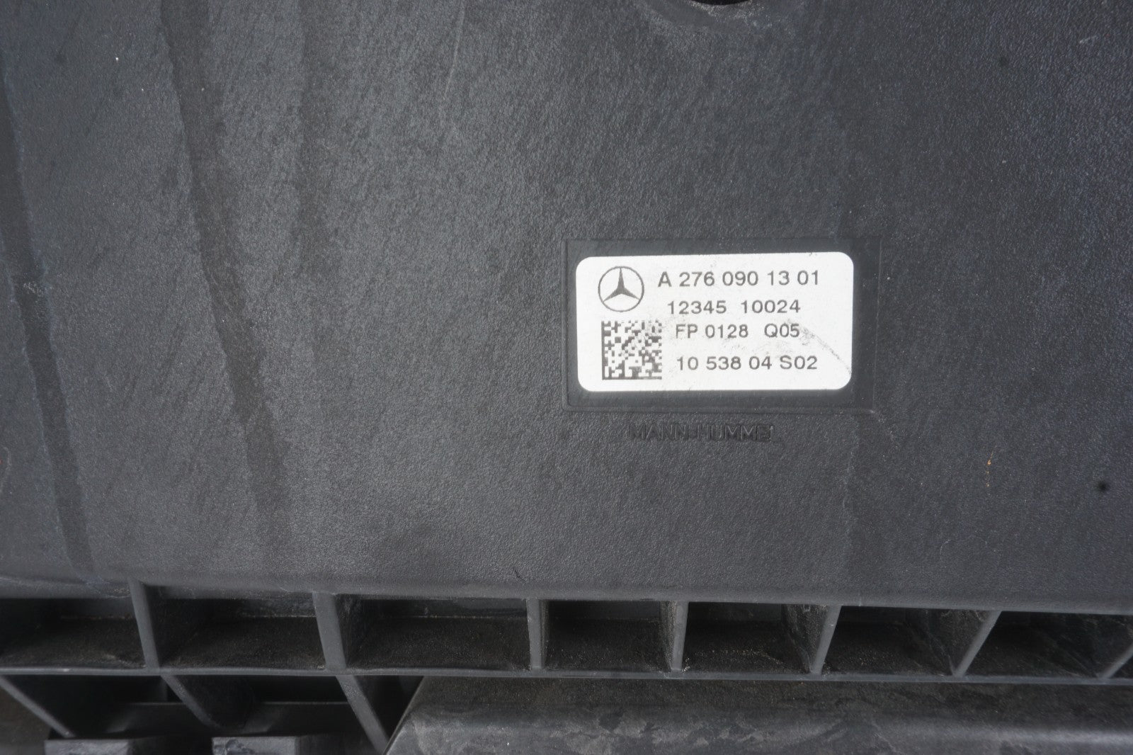 2012 - 2016 Mercedes-Benz E350 Air Cleaner Housing Box A2760901301 OEM