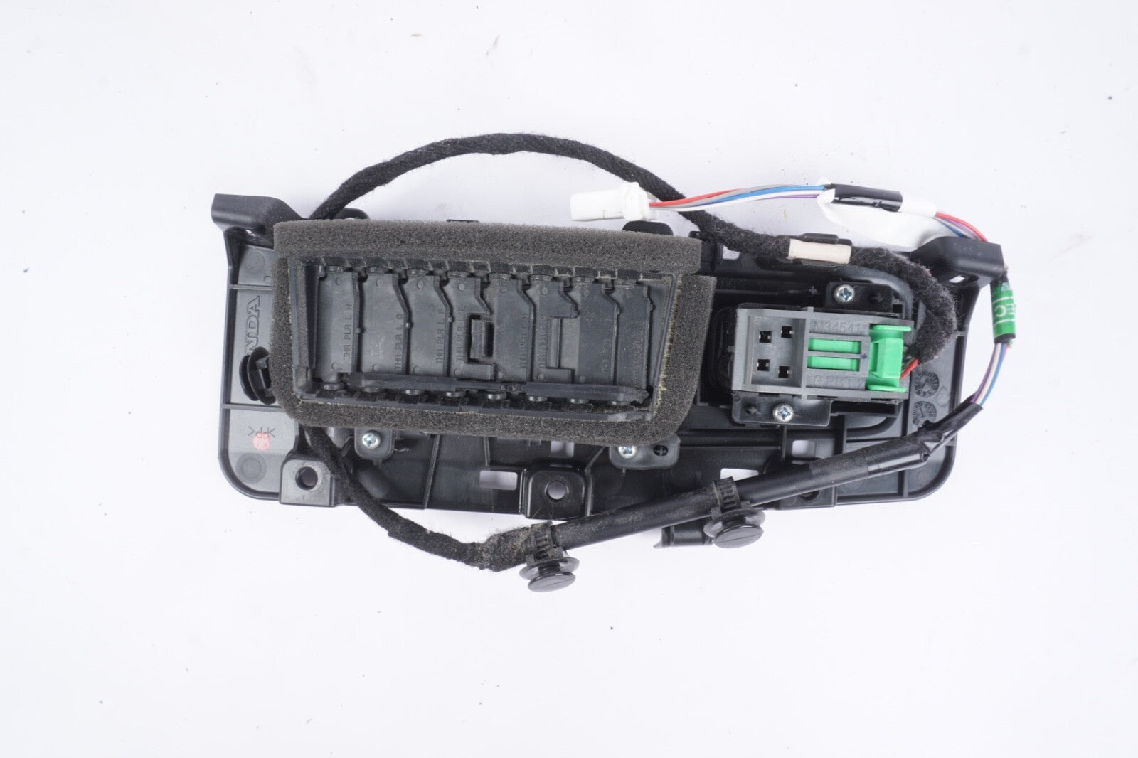 2018-2021 Honda Odyssey Left Center Pillar Door Switch Vent Outlet 32106-thr