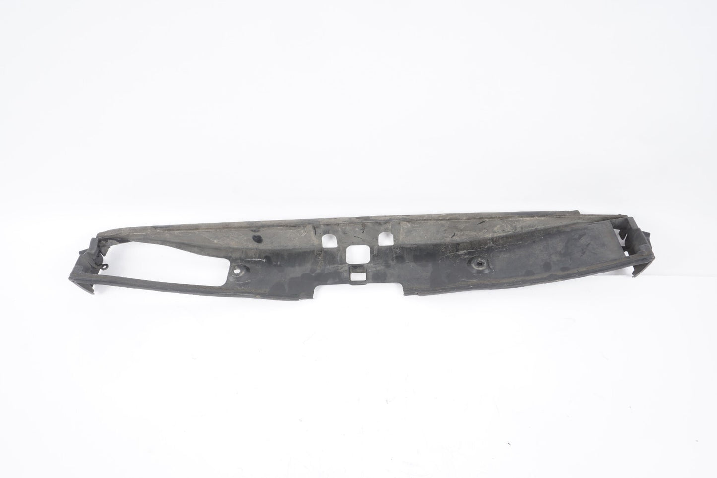 11-17 AUDI A8L A8 3.0L RADIATOR COOLING FAN AIR DUCT SUPPORT BRACKET  OEM