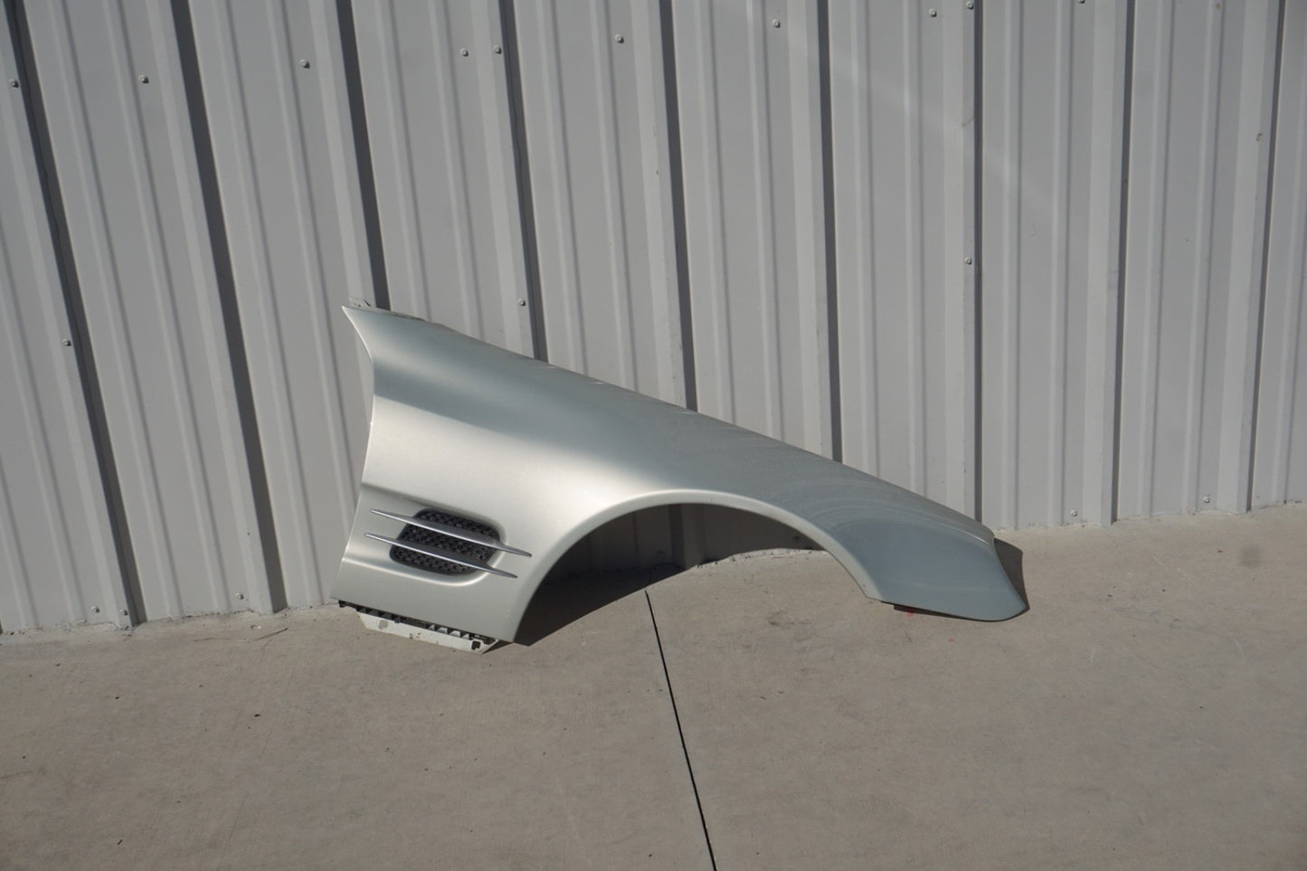 03-08 Mercedes R230 SL500 SL550 SL55 Fender Front Right Passenger Side OEM