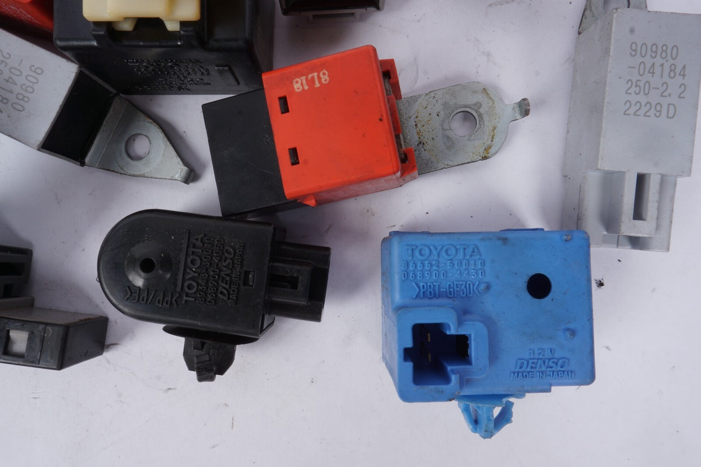 2006 - 2015 Lexus IS250 IS350 Relay SET OEM