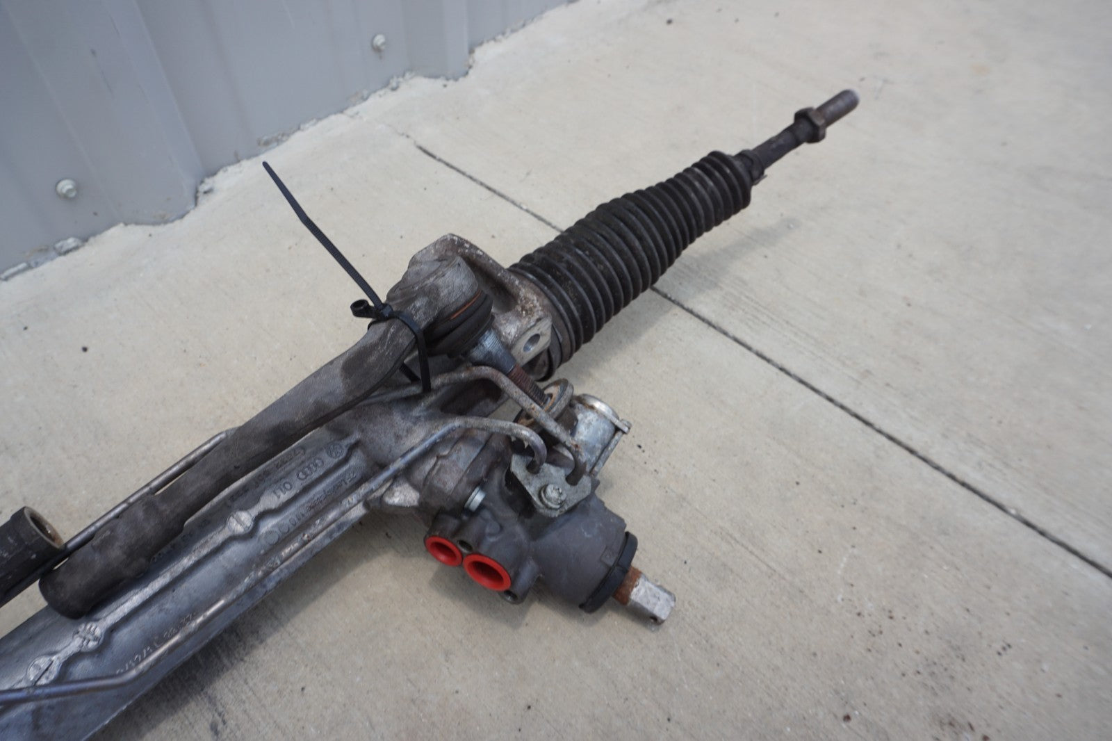 2011 - 2014 Audi A8 Quattro Power Steering Rack And Pinion OEM