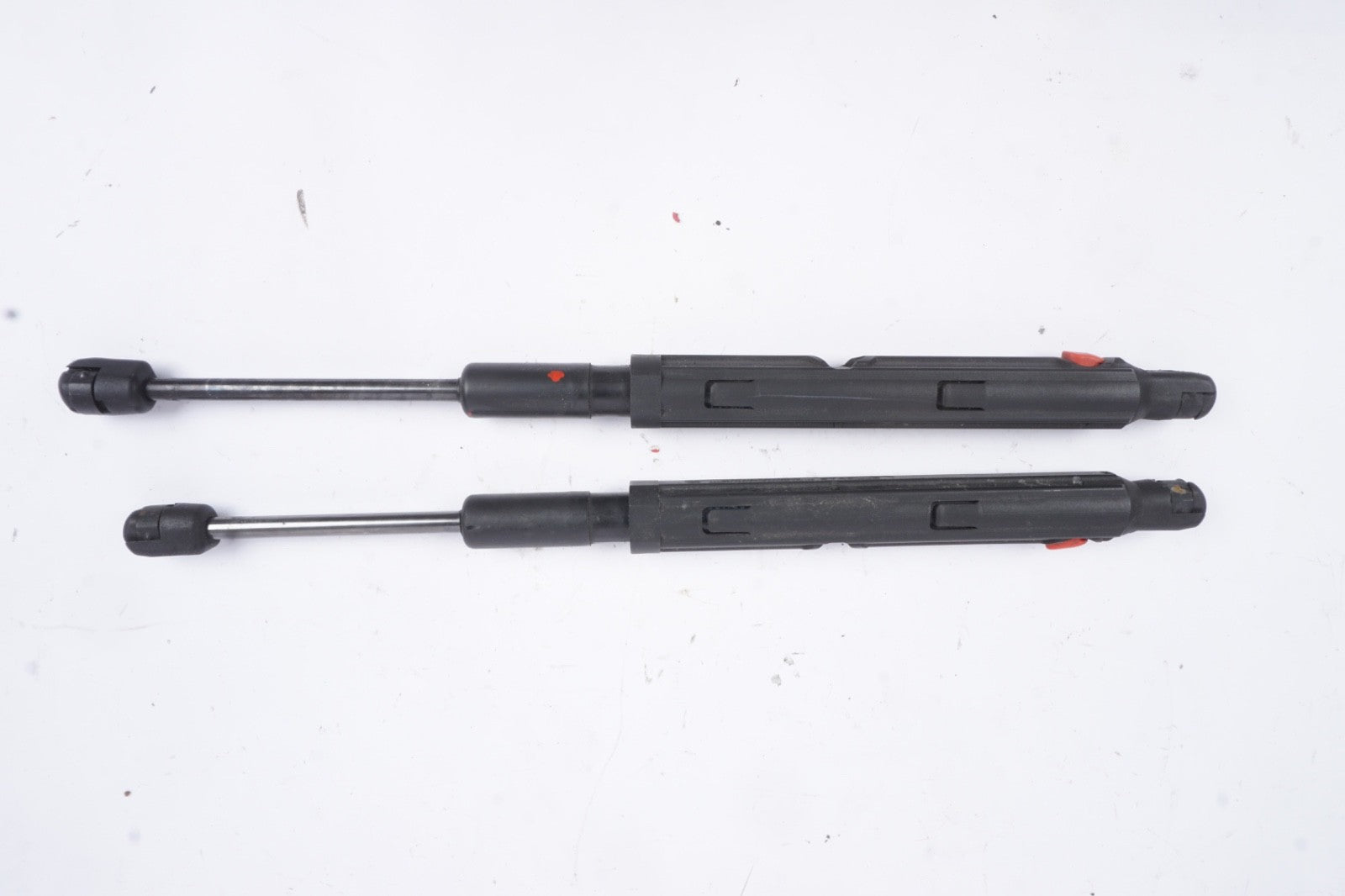 14-20 Mercedes W222 S450 S63 S65 AMG Right Side Hood Shock Strut 2229800164 OEM