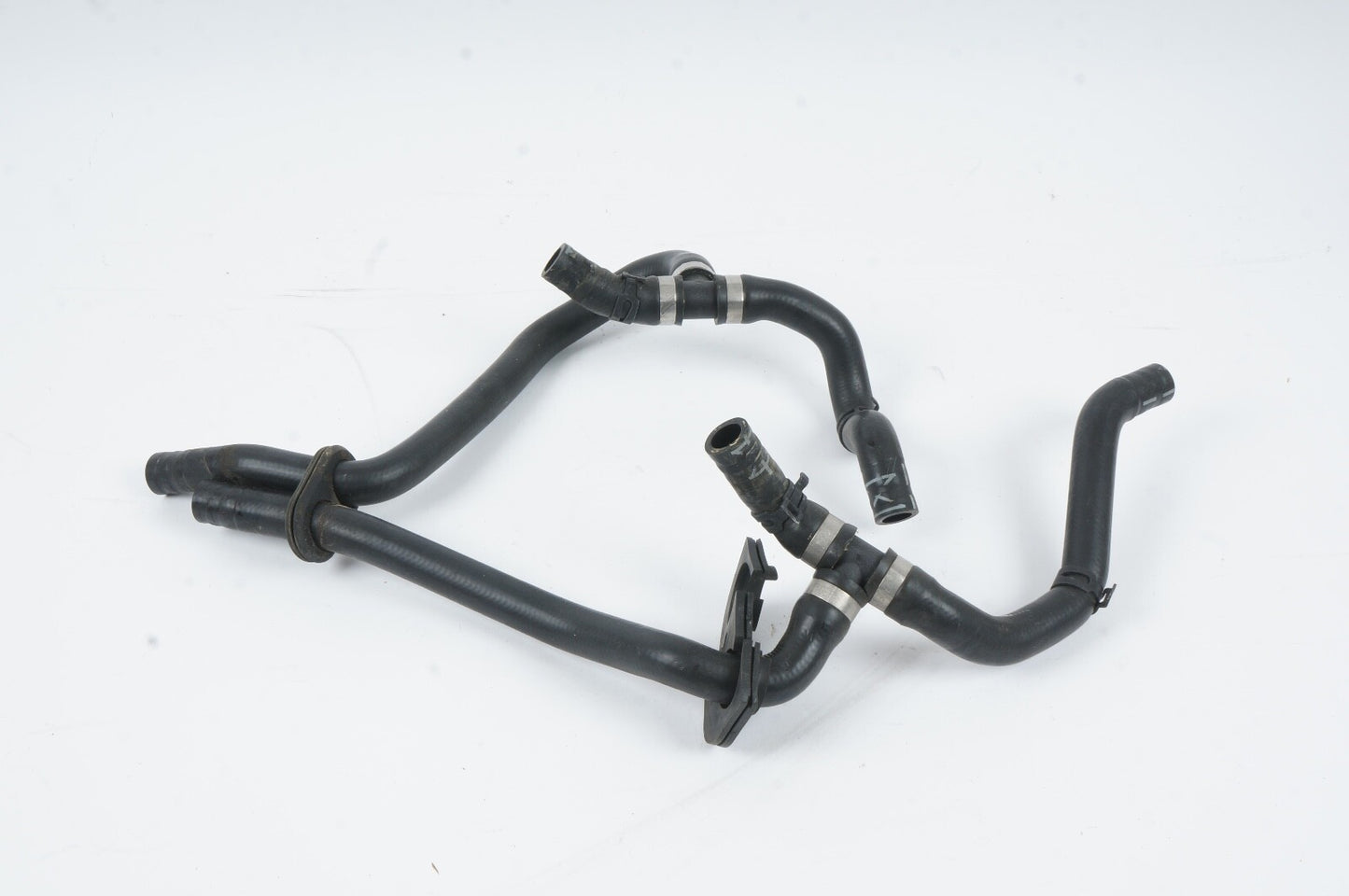 2010 - 2020 Bentley Mulsanne Radiator Water Coolant Line Hose Pipe