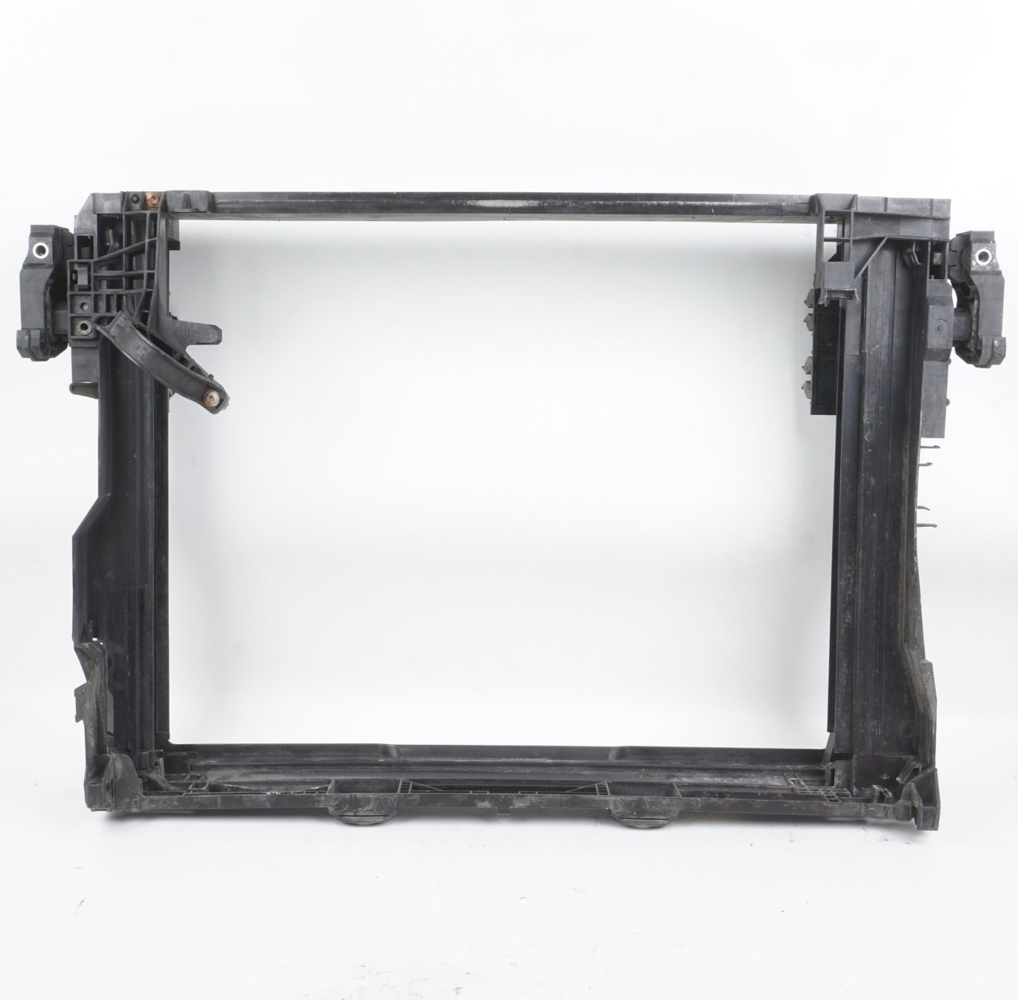 2010 - 2019 BMW 550i 650i Radiator Support Carrier 17117625981 OEM Used