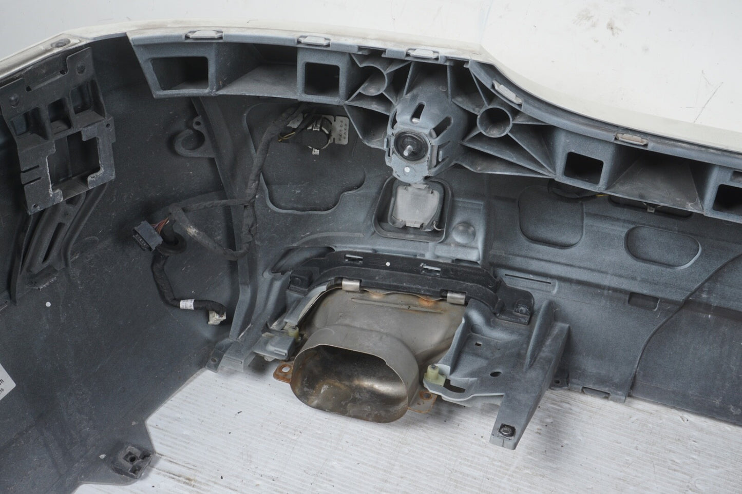 10-13 Mercedes W221 S550 S400 Base Rear Bumper Cover Assembly OEM