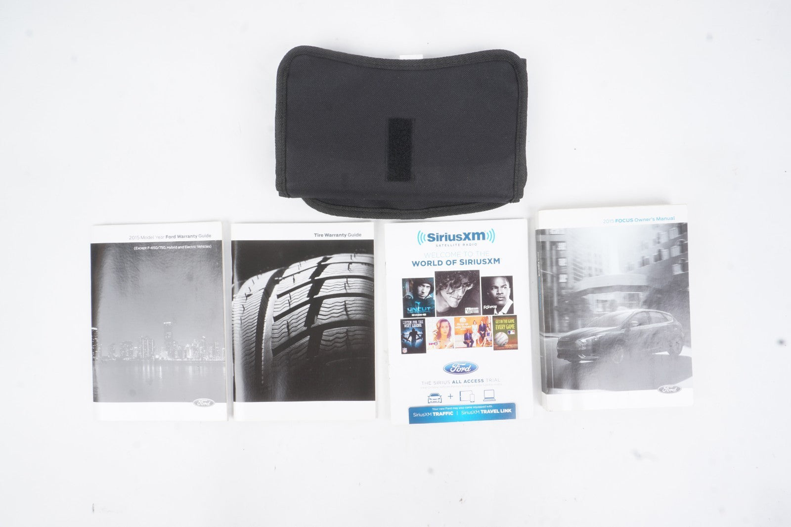 2015 Ford Focus Owner's Manual Book & Case OEM