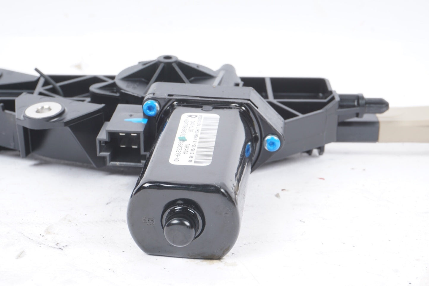 10-17 Mercedes W207 E350 E550 CONVERTIBLE Right Side Seat Belt Feeder Motor