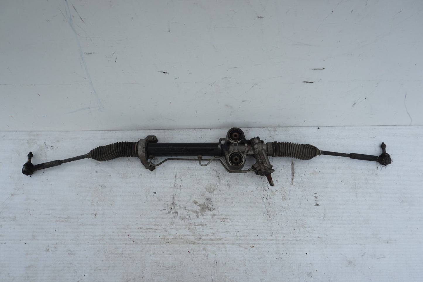 2007-2014 CADILLAC ESCALADE POWER STEERING GEAR RACK AND PINION OEM