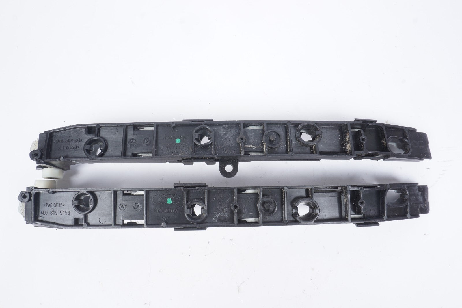 2004  - 2010 Audi A8 A8L Rear Bumper Bracket Support Left & Right OEM