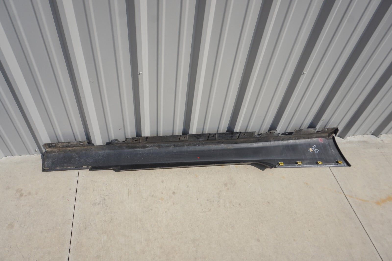 07 - 13 BMW 328i 335i Convertible Coupe Left Rocker Panel Skirt Molding OEM