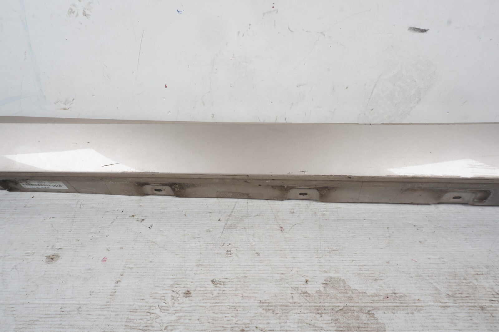 13-18 BMW 650i 640i Grand Coupe Left Driver Side Rocker Panel Molding OEM