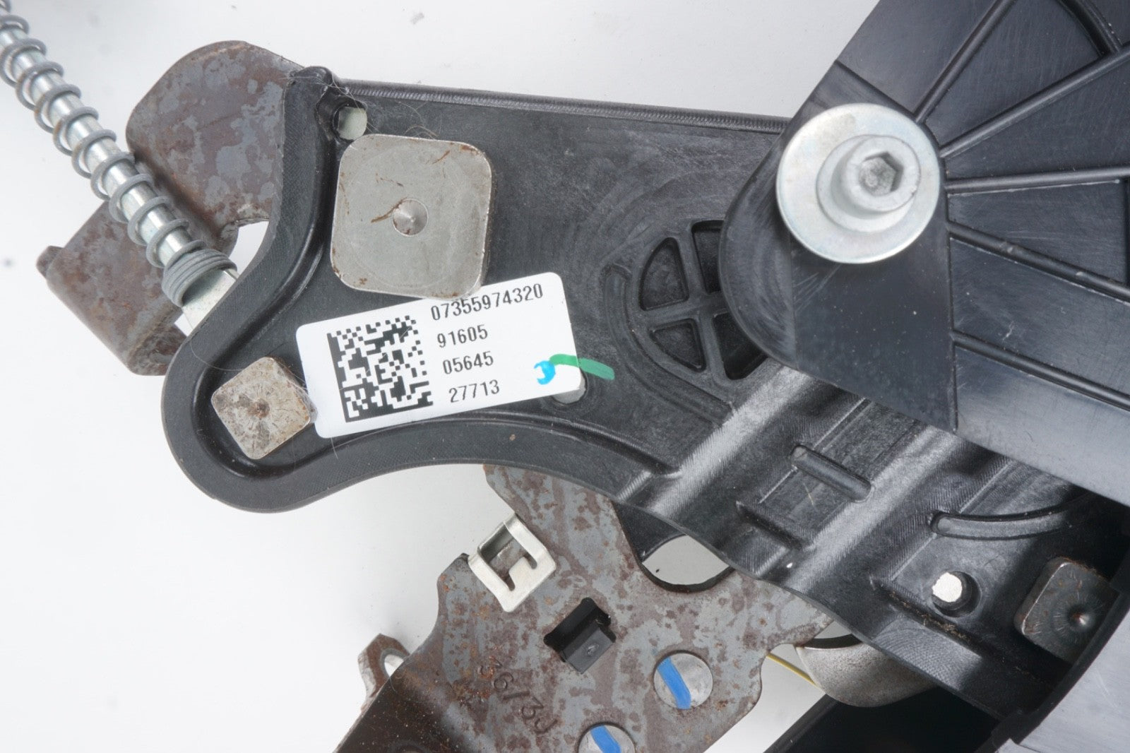 2014 - 2017 Fiat 500L Emergency Pull Parking Handbrake Lever OEM