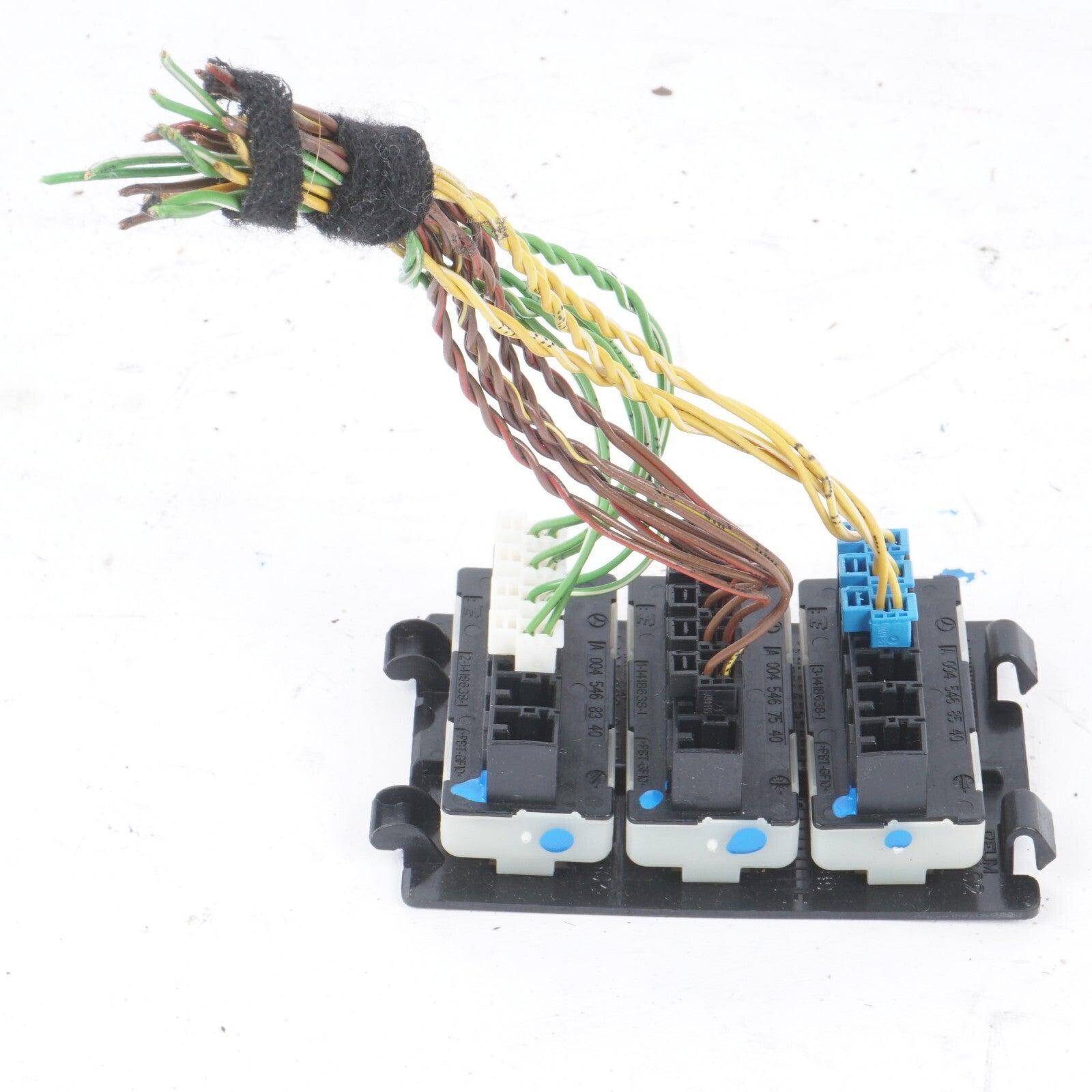 07-13 Mercedes W221 S550 S400 Floor Distributor Block Wire Pigtail Connector OEM