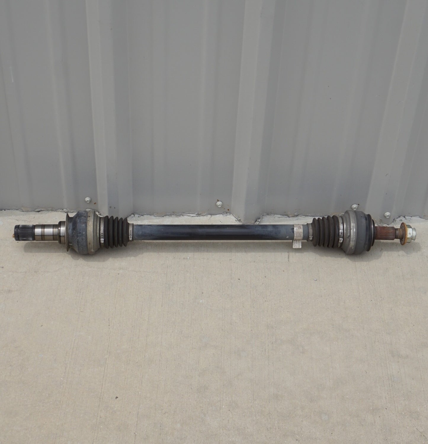 2017 - 2020 ALFA ROMEO GIULIA 2.0L AWD REAR RIGHT CV AXLE SHAFT