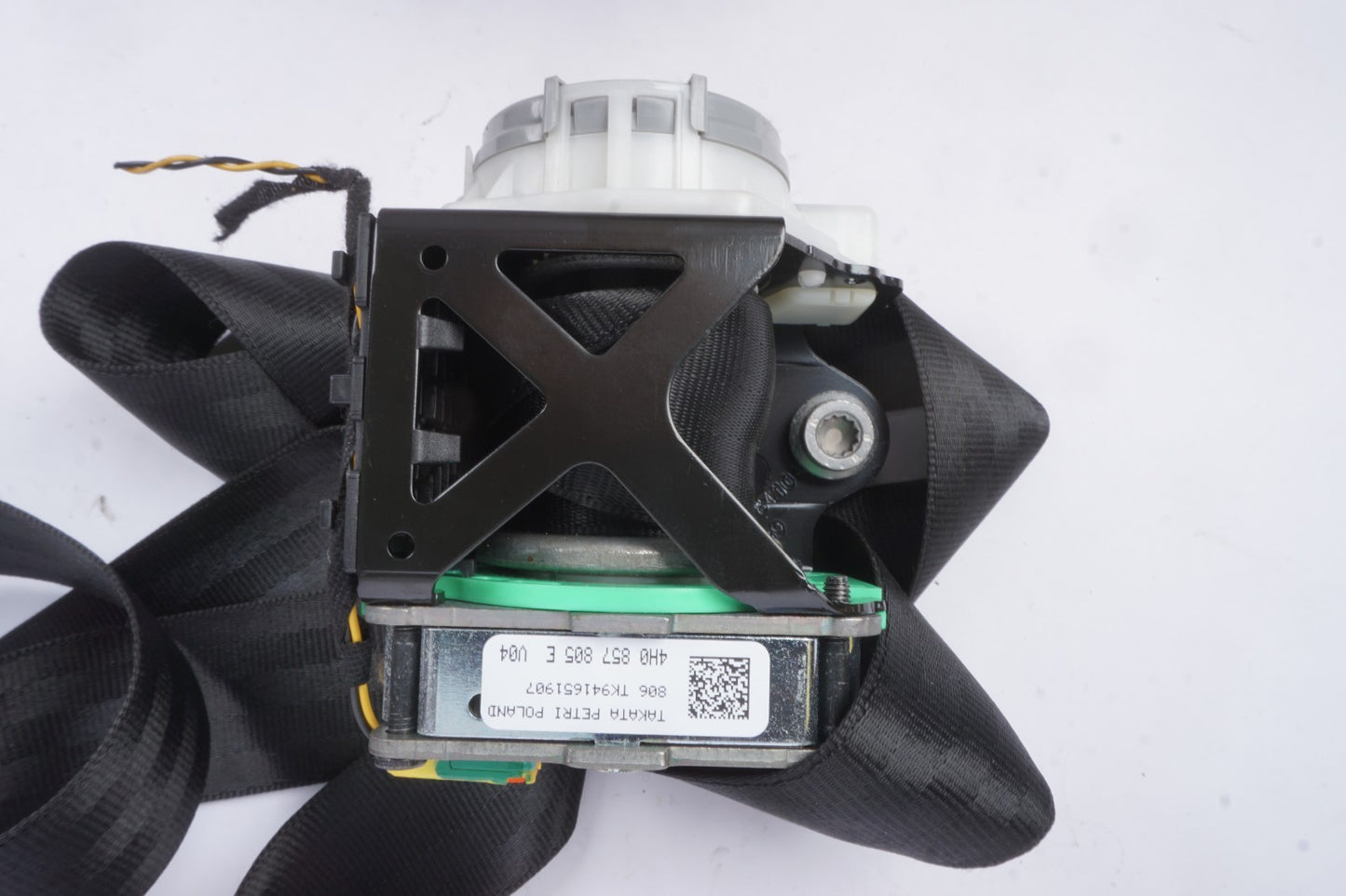 2011 - 2018 AUDI A8 QUATTRO REAR RIGHT SIDE SEAT BELT OEM