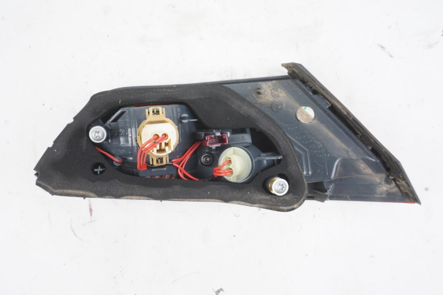 2013-2019 BMW 650i GRAN COUPE Rear Right Side Inner TailLight Lamp OEM 7210580