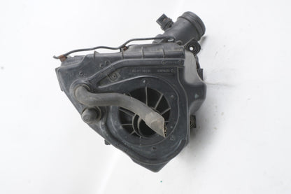 2007 - 2010 Audi A8 A8L 4.2L AIR INTAKE CLEANER BOX HOUSING OEM